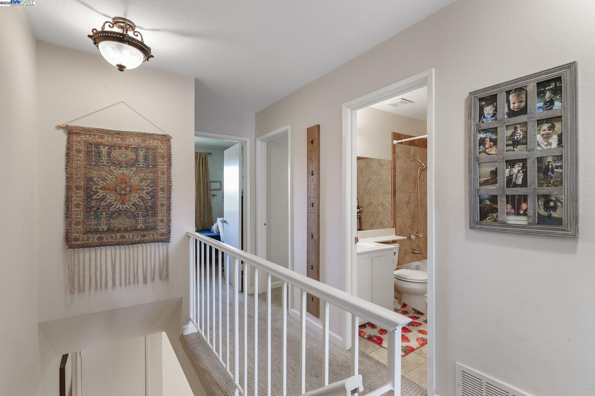 Detail Gallery Image 40 of 59 For 1479 Spring Valley Cmn, Livermore,  CA 94551 - 4 Beds | 2/1 Baths