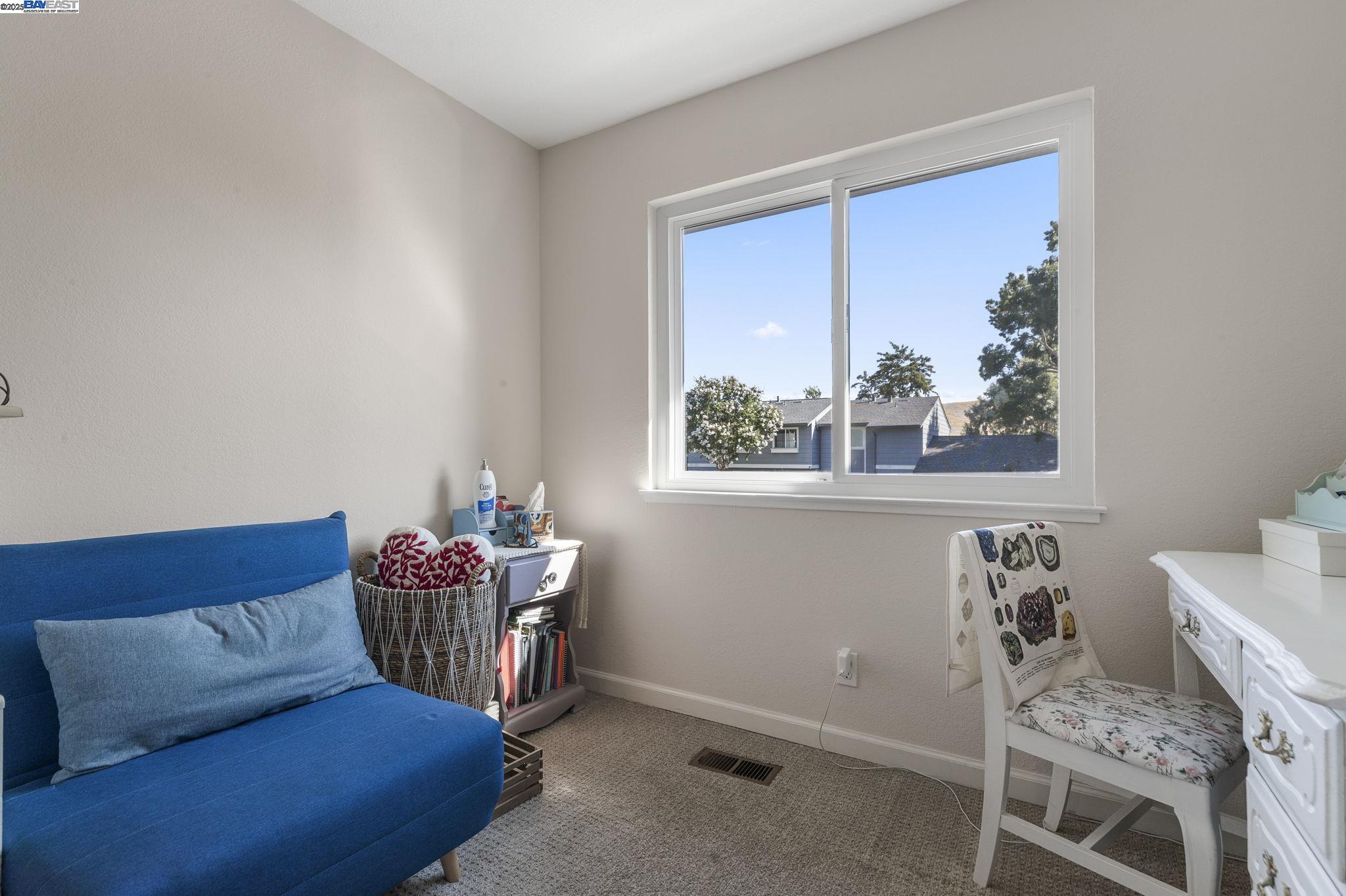 Detail Gallery Image 44 of 59 For 1479 Spring Valley Cmn, Livermore,  CA 94551 - 4 Beds | 2/1 Baths