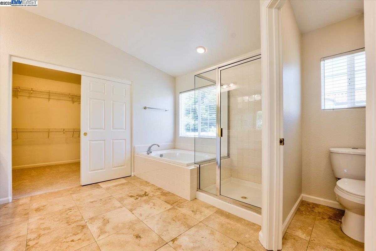 Detail Gallery Image 40 of 60 For 5615 Applegate Way, Dublin,  CA 94568 - 5 Beds | 3 Baths