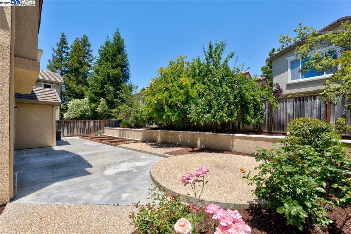 Detail Gallery Image 55 of 60 For 5615 Applegate Way, Dublin,  CA 94568 - 5 Beds | 3 Baths