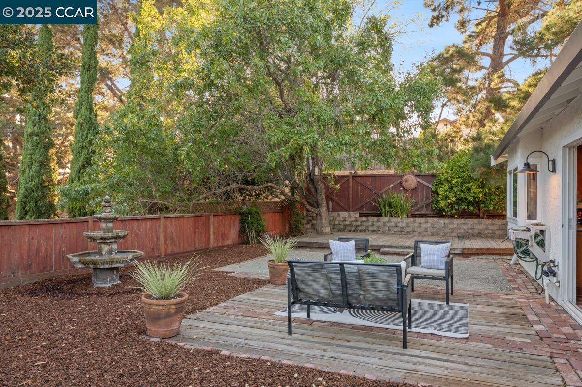 Detail Gallery Image 20 of 57 For 4824 Skyhawk Dr, Richmond,  CA 94803 - 4 Beds | 2 Baths