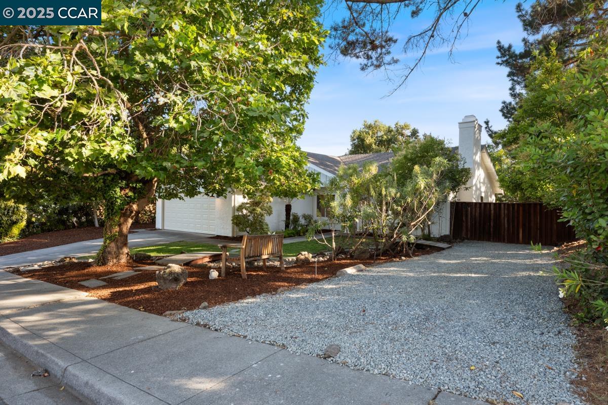 Detail Gallery Image 40 of 57 For 4824 Skyhawk Dr, Richmond,  CA 94803 - 4 Beds | 2 Baths