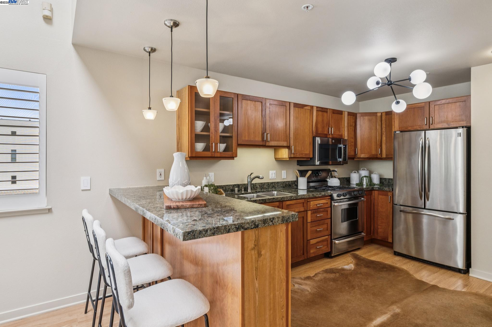Detail Gallery Image 3 of 28 For 950 Harrison #223,  San Francisco,  CA 94107 - 1 Beds | 1/1 Baths