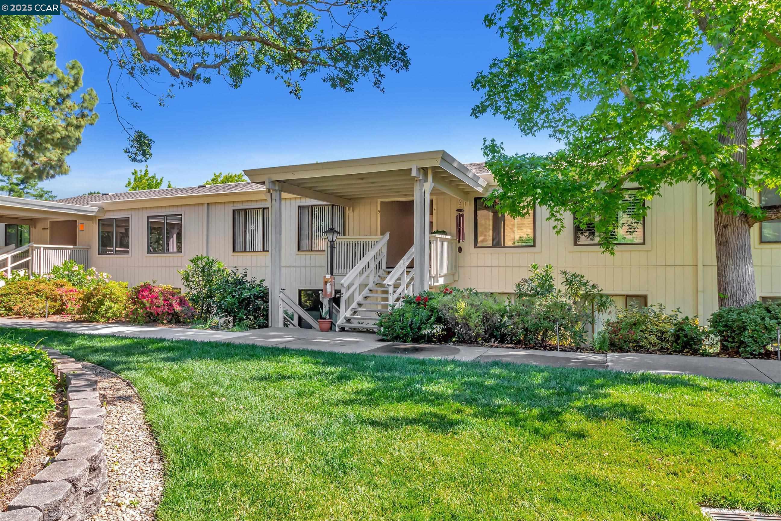 MLS: 41107711 Condo For Sale