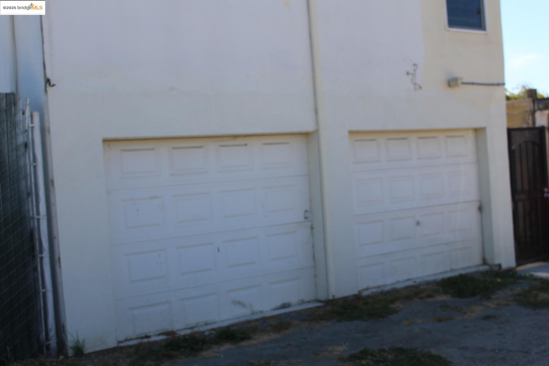 Detail Gallery Image 4 of 5 For 261 S 13th St, Richmond,  CA 94804 - 3 Beds | 2 Baths