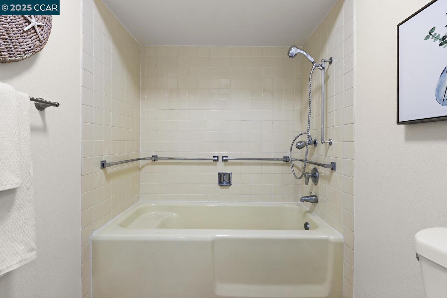 Photo #20: 41107722 Listing: Photo #20