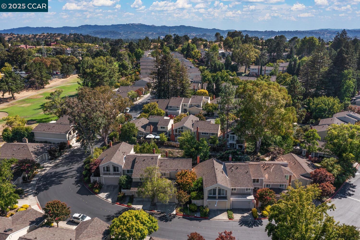 Photo #2: 41107723 Listing 