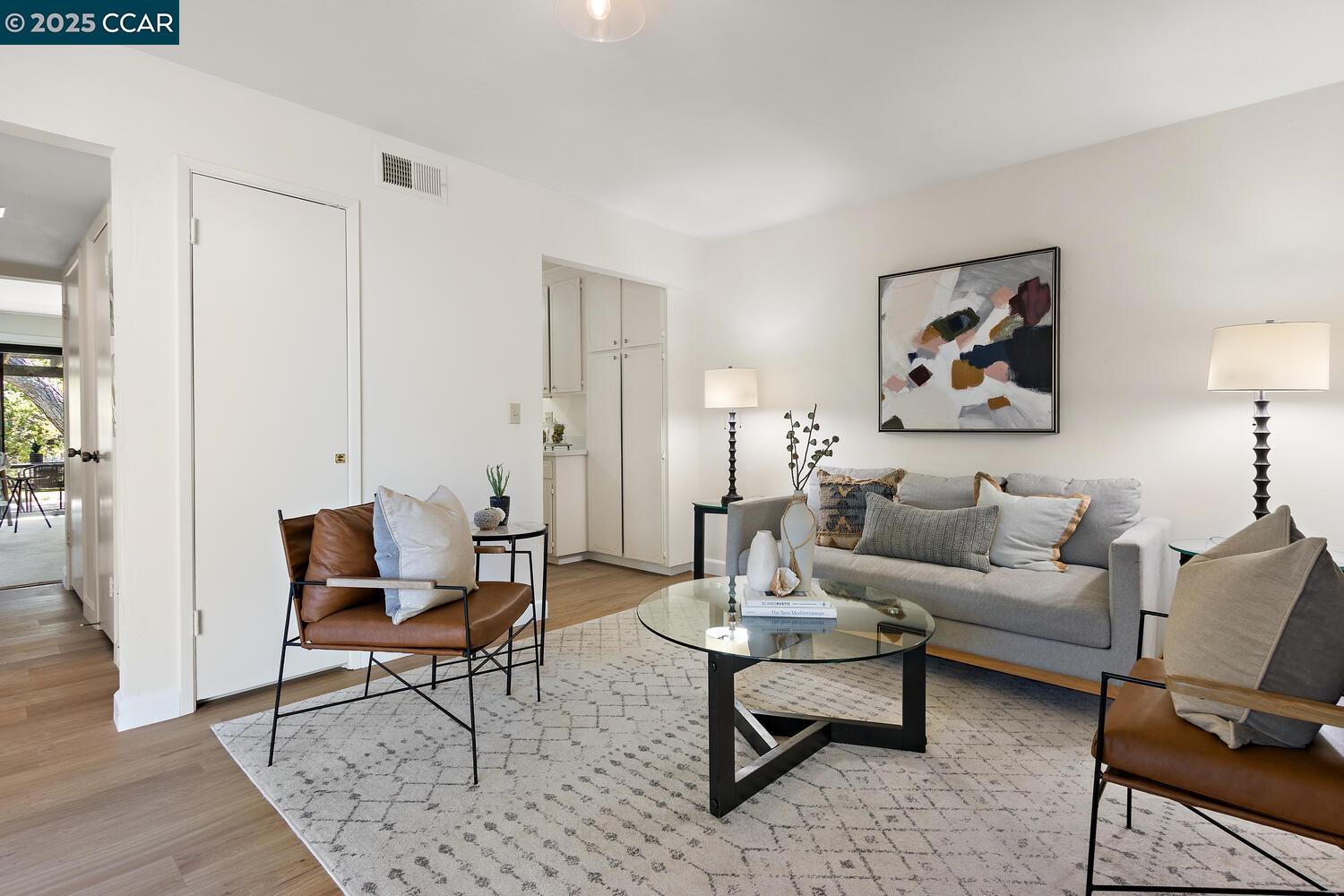 Photo #4: 41107724 Listing 
