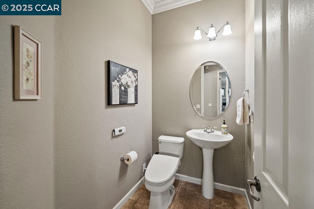 Detail Gallery Image 15 of 35 For 2078 Bridgeport Loop, Discovery Bay,  CA 94505 - 3 Beds | 2/1 Baths