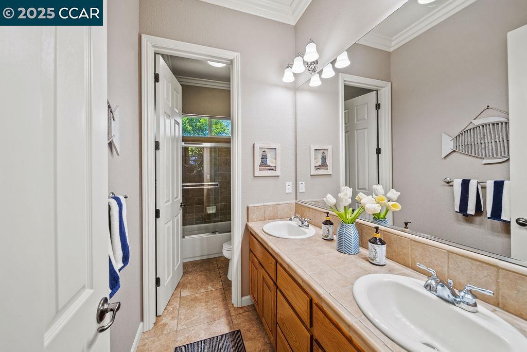 Detail Gallery Image 21 of 35 For 2078 Bridgeport Loop, Discovery Bay,  CA 94505 - 3 Beds | 2/1 Baths