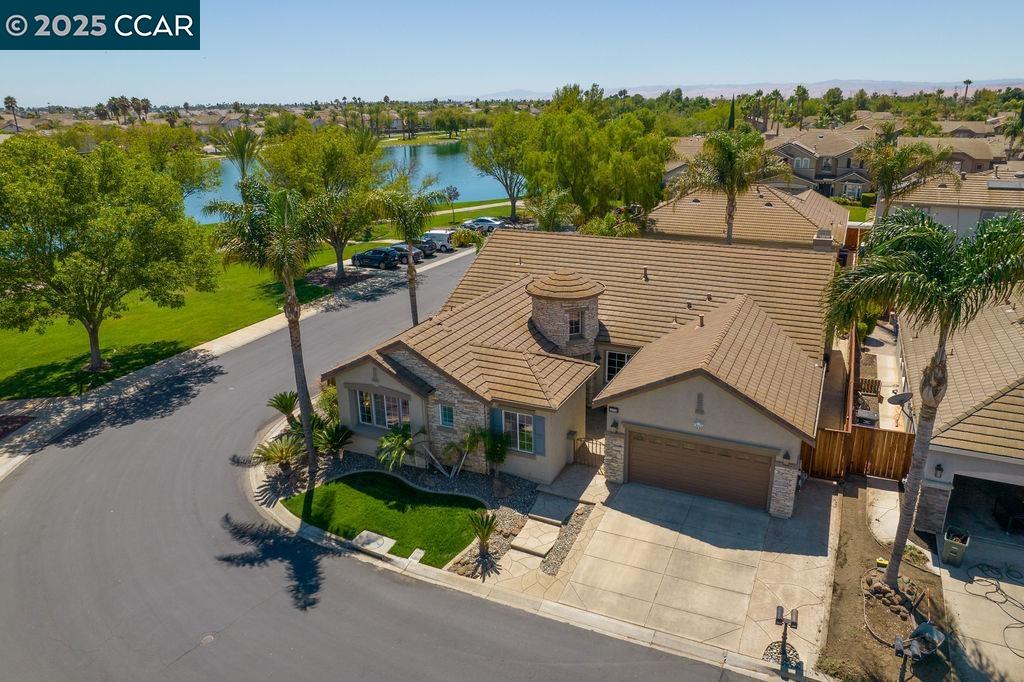 Detail Gallery Image 31 of 35 For 2078 Bridgeport Loop, Discovery Bay,  CA 94505 - 3 Beds | 2/1 Baths