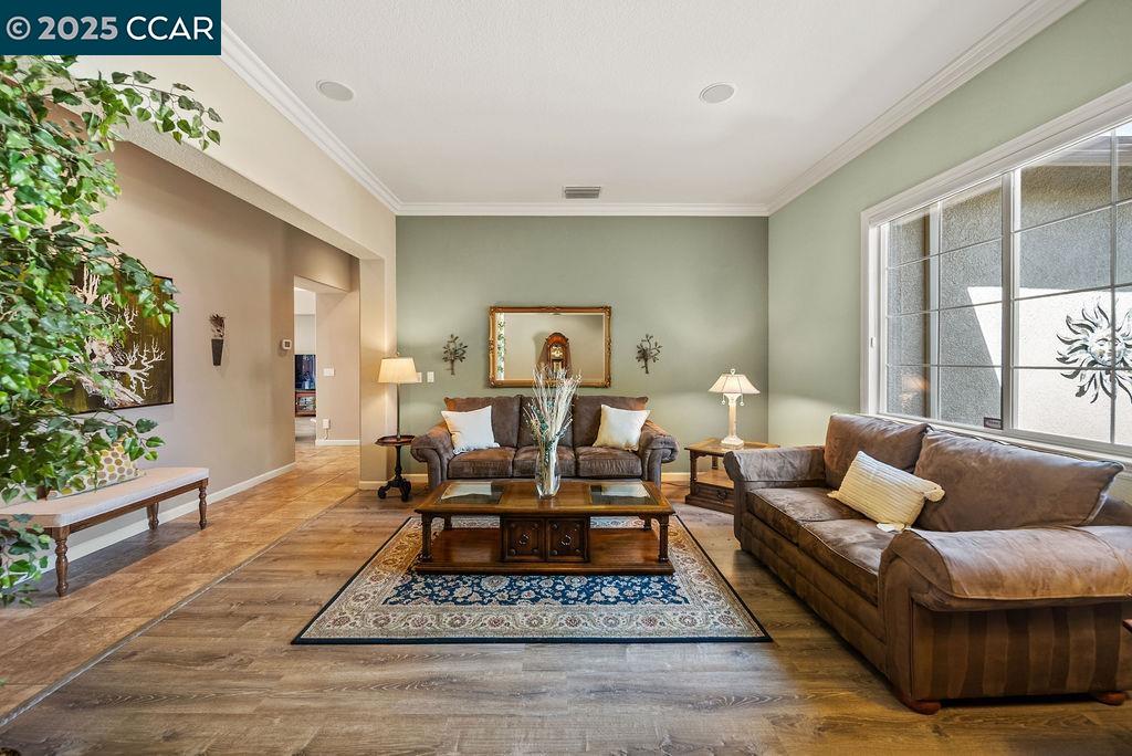 Detail Gallery Image 6 of 35 For 2078 Bridgeport Loop, Discovery Bay,  CA 94505 - 3 Beds | 2/1 Baths