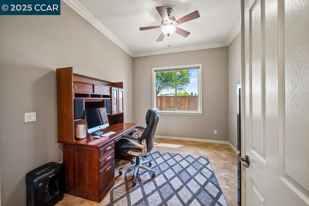 Detail Gallery Image 7 of 35 For 2078 Bridgeport Loop, Discovery Bay,  CA 94505 - 3 Beds | 2/1 Baths