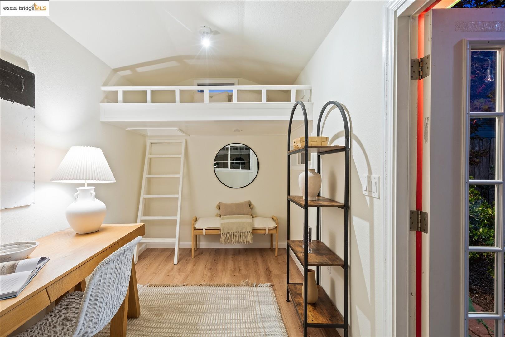 Detail Gallery Image 33 of 35 For 4207 Aqua Vista St, Oakland,  CA 94601 - 2 Beds | 1 Baths