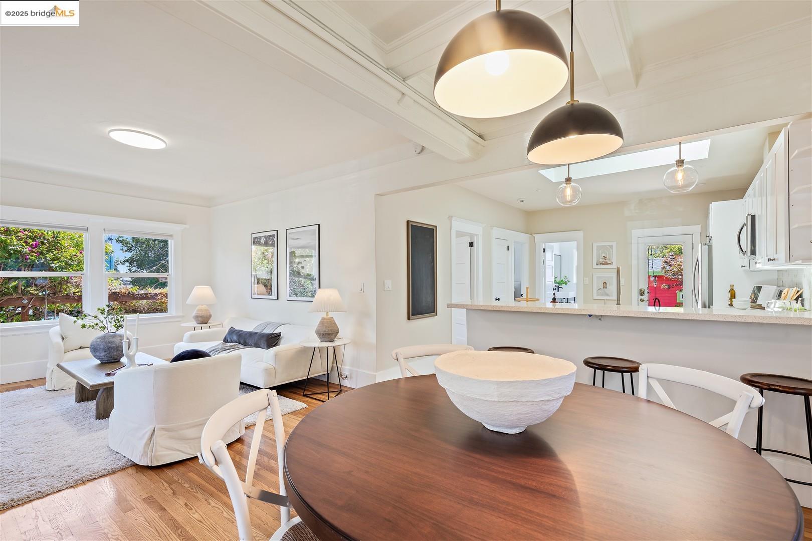Detail Gallery Image 10 of 35 For 4207 Aqua Vista St, Oakland,  CA 94601 - 2 Beds | 1 Baths