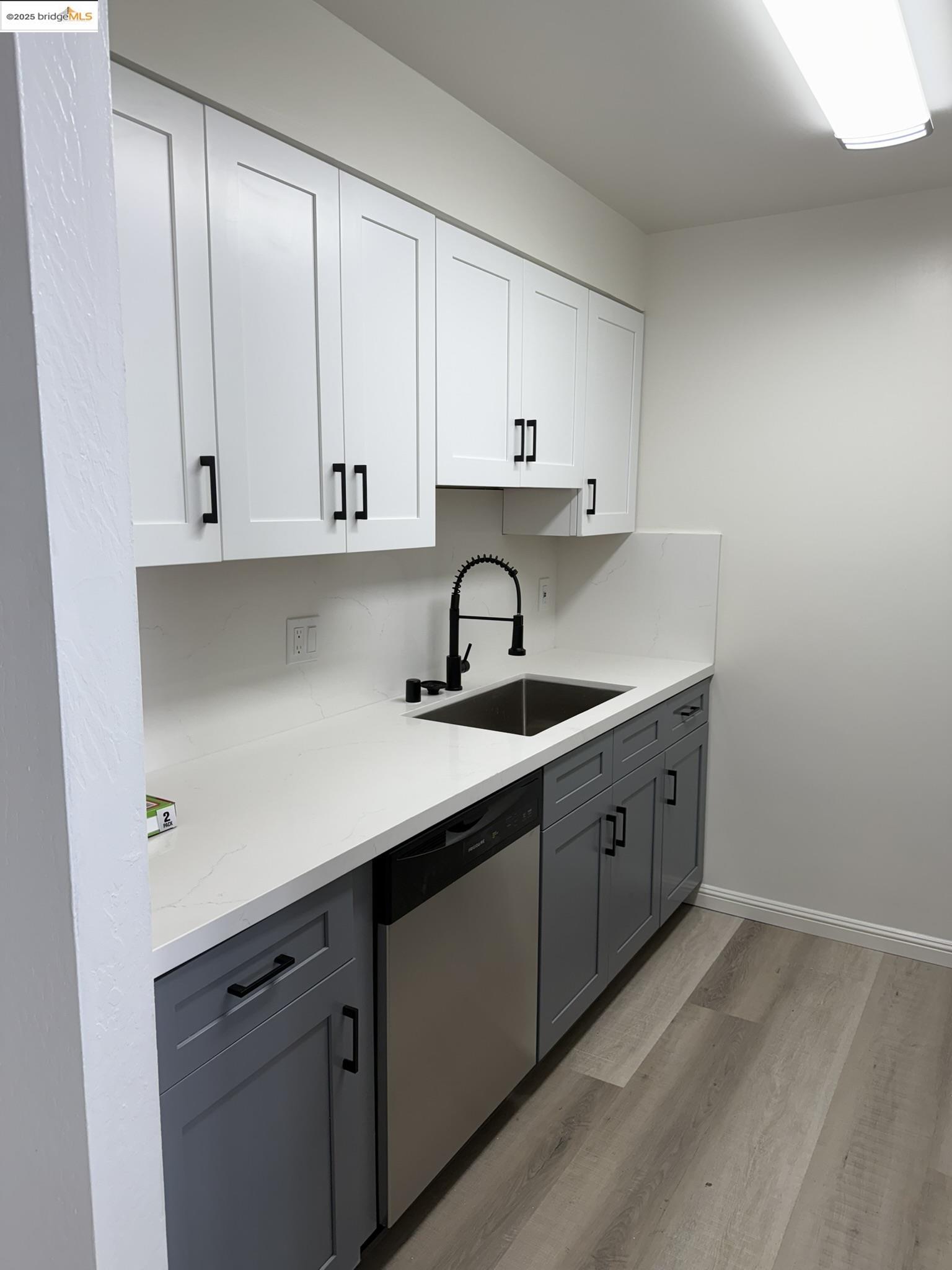 Photo #6: 41107731 Listing 