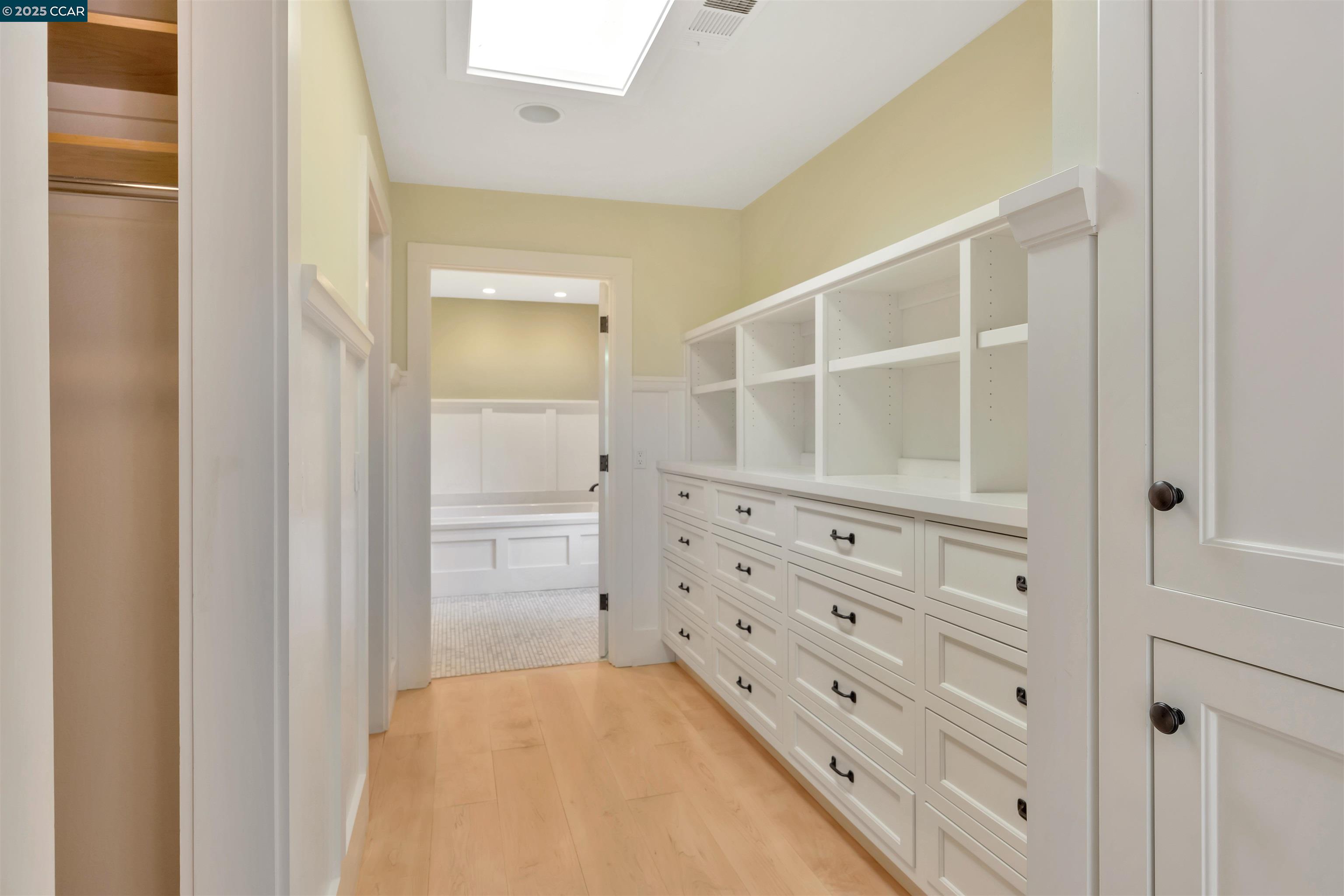 Detail Gallery Image 16 of 28 For 772 John Way, Lafayette,  CA 94549 - 4 Beds | 3 Baths