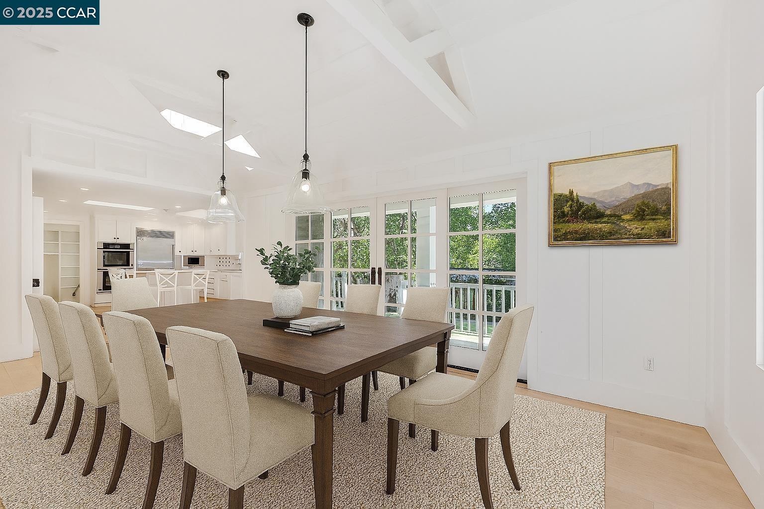 Detail Gallery Image 9 of 28 For 772 John Way, Lafayette,  CA 94549 - 4 Beds | 3 Baths