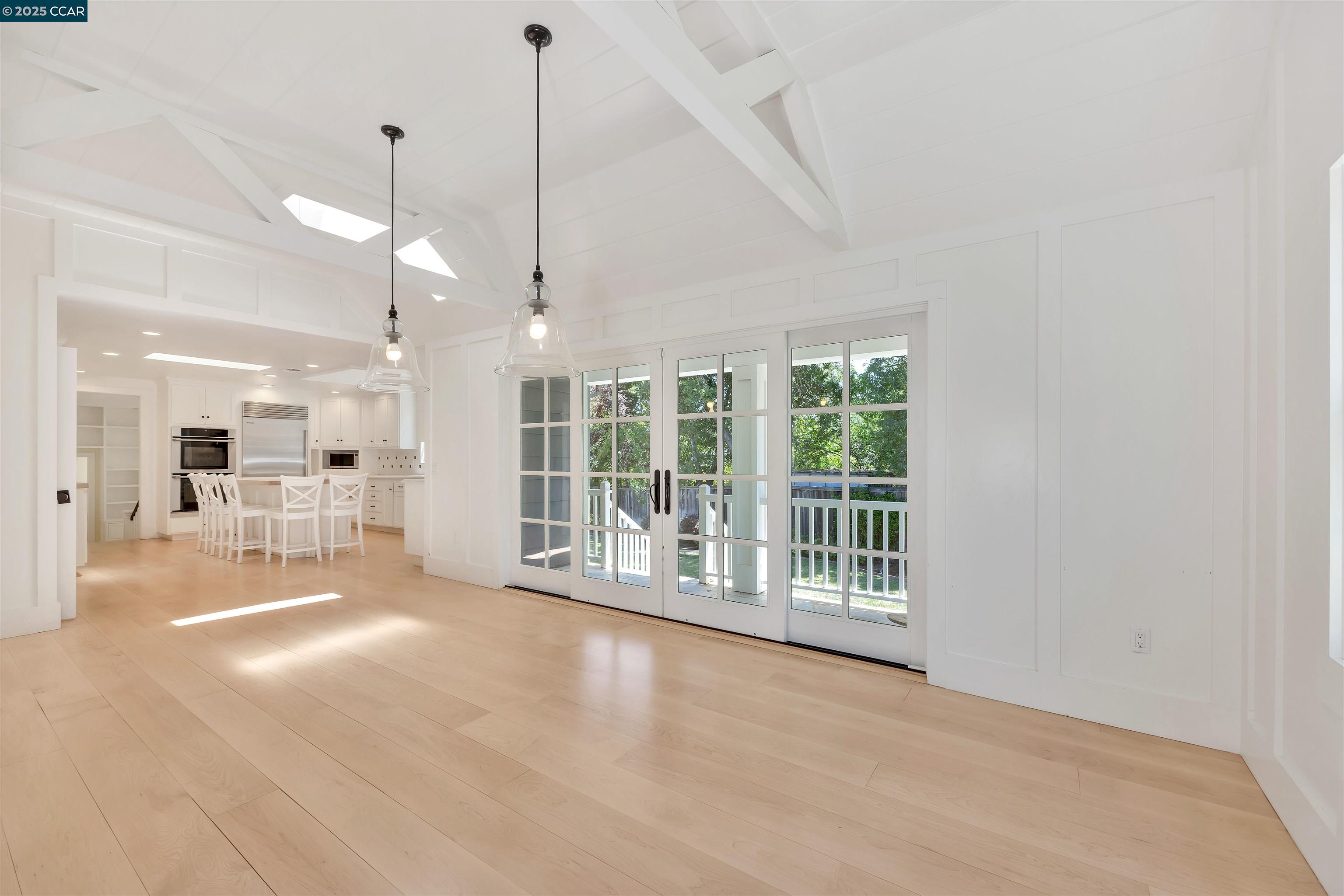 Detail Gallery Image 10 of 28 For 772 John Way, Lafayette,  CA 94549 - 4 Beds | 3 Baths