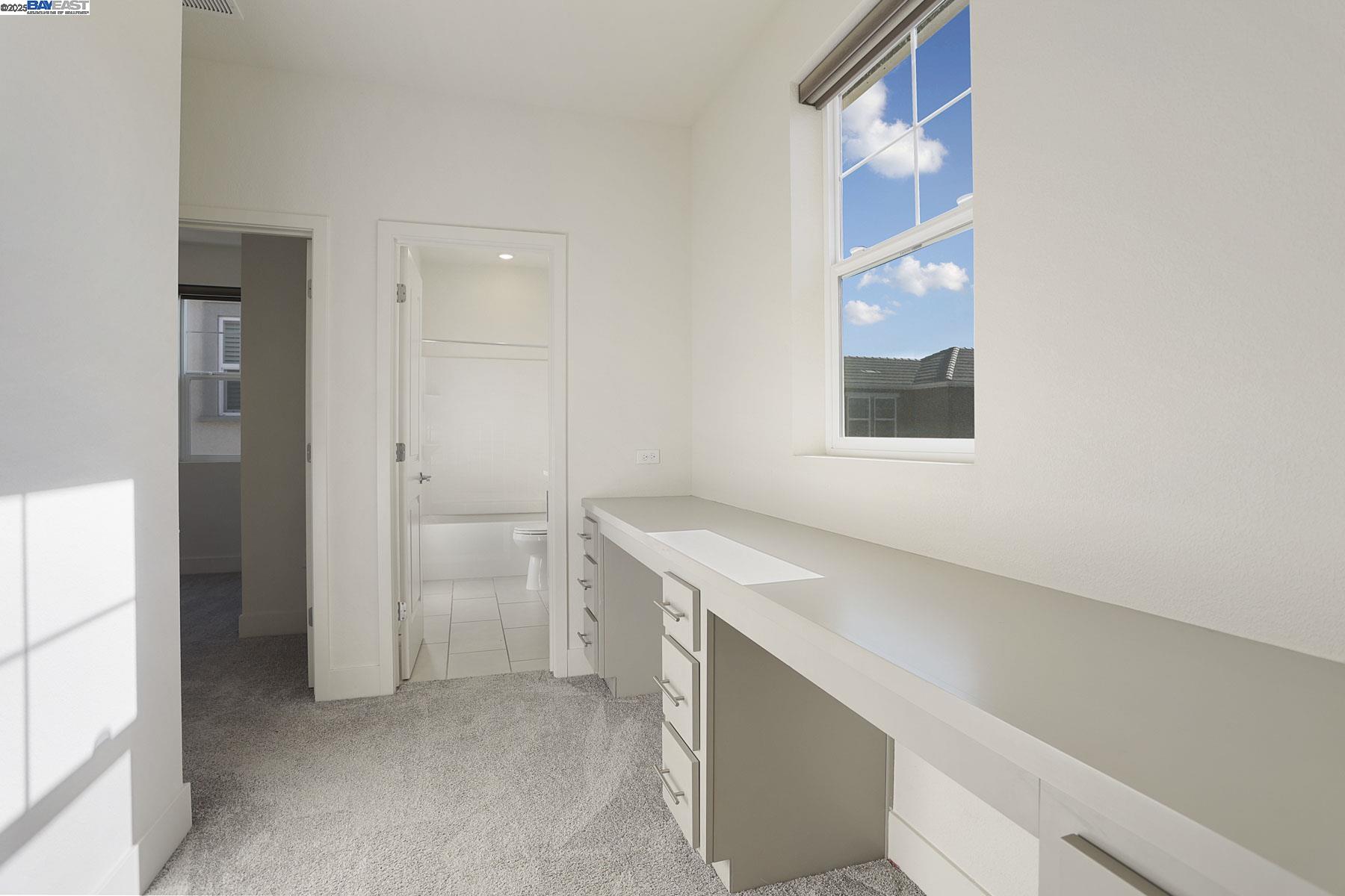 Detail Gallery Image 29 of 45 For 2208 Daimler St, Lathrop,  CA 95330 - 3 Beds | 2/1 Baths