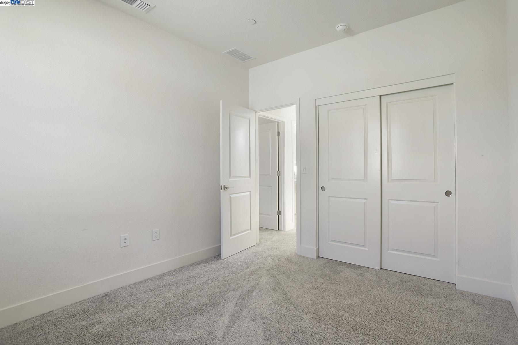Detail Gallery Image 34 of 45 For 2208 Daimler St, Lathrop,  CA 95330 - 3 Beds | 2/1 Baths