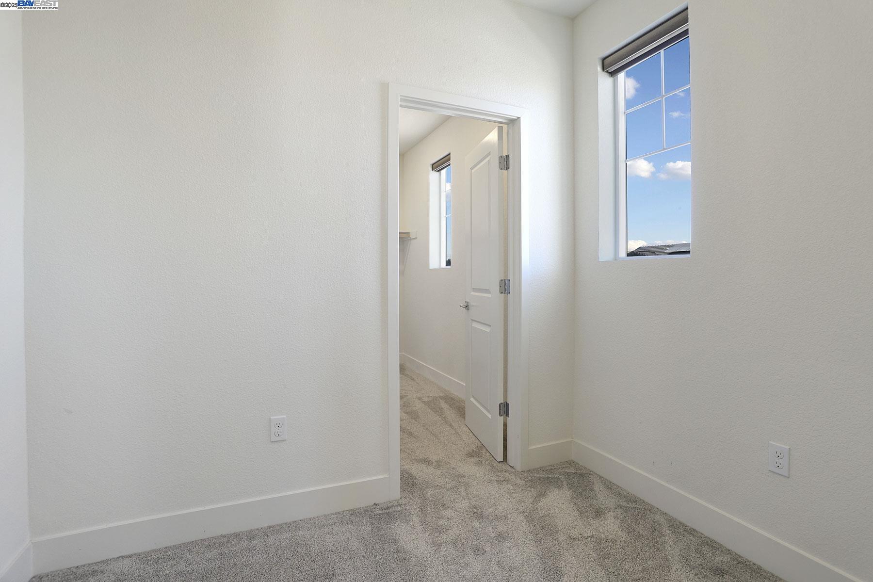 Detail Gallery Image 39 of 45 For 2208 Daimler St, Lathrop,  CA 95330 - 3 Beds | 2/1 Baths