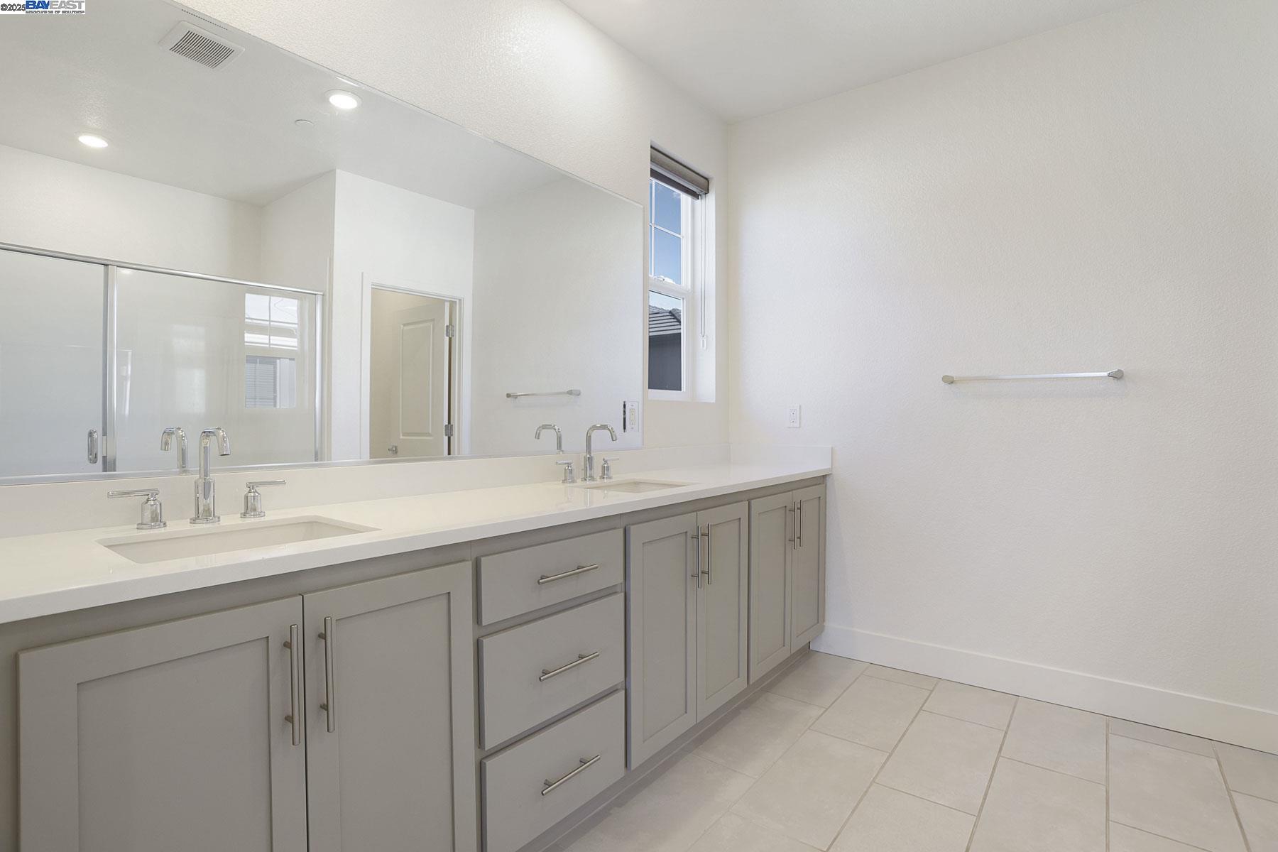 Detail Gallery Image 41 of 45 For 2208 Daimler St, Lathrop,  CA 95330 - 3 Beds | 2/1 Baths