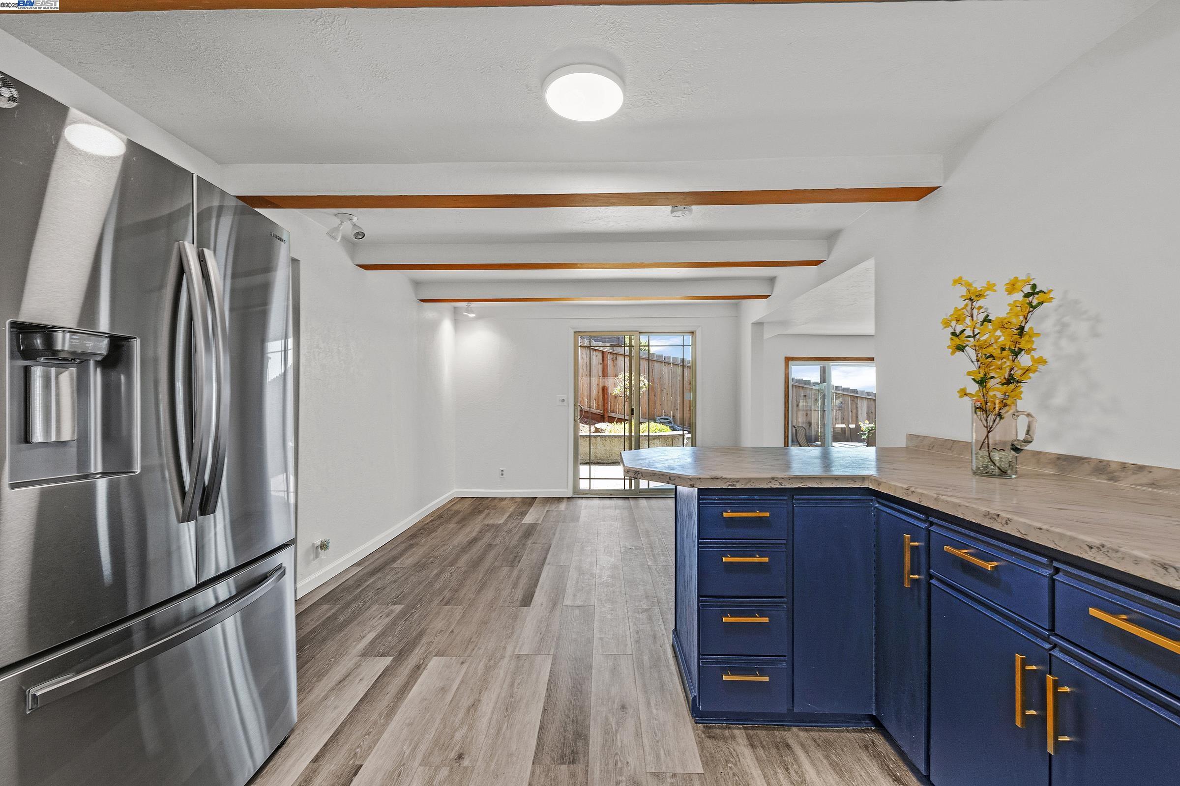 Detail Gallery Image 18 of 34 For 1939 Placer Dr, San Leandro,  CA 94578 - 2 Beds | 2 Baths