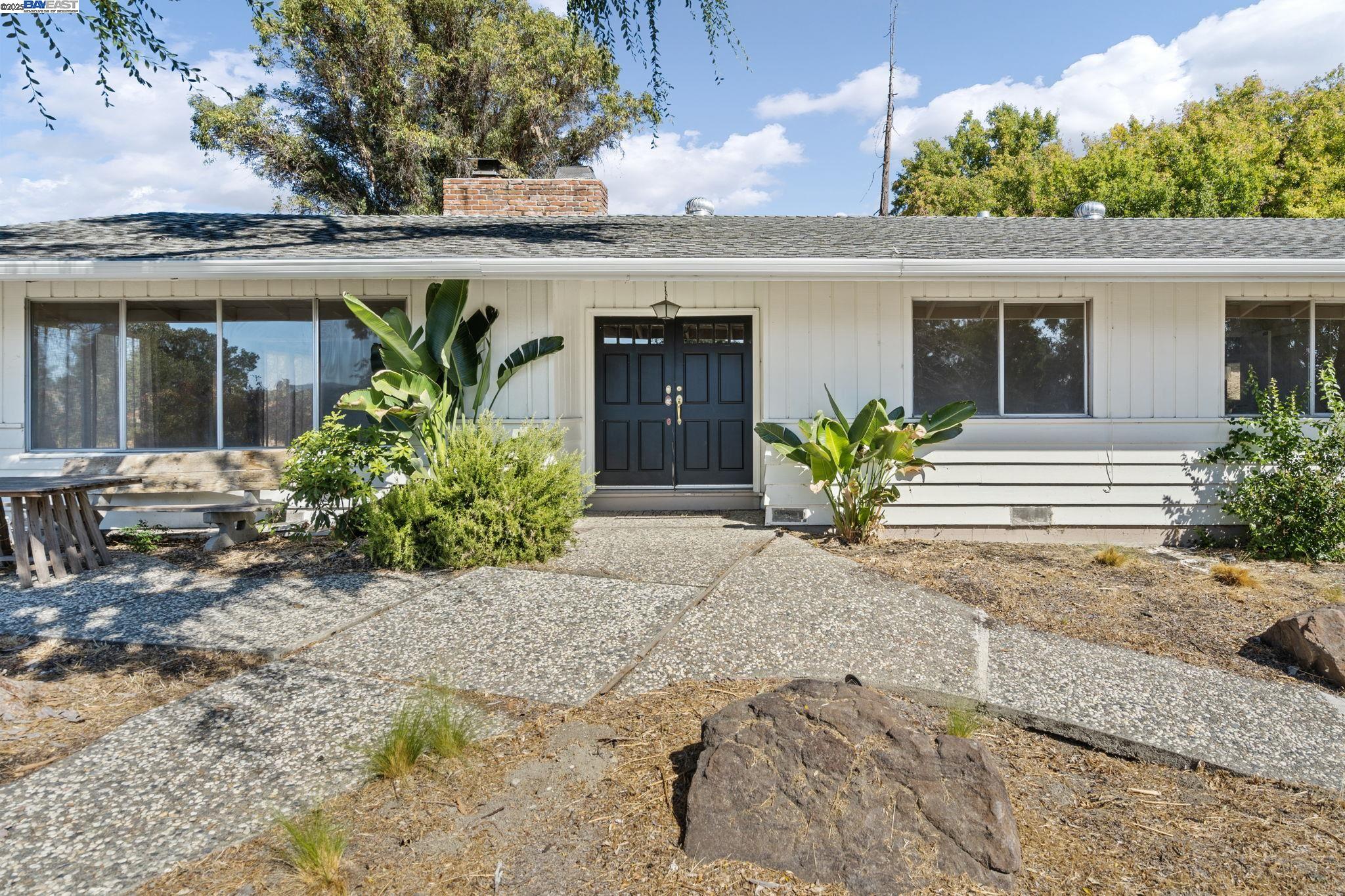 Front Image Thumbnail for BE41107740