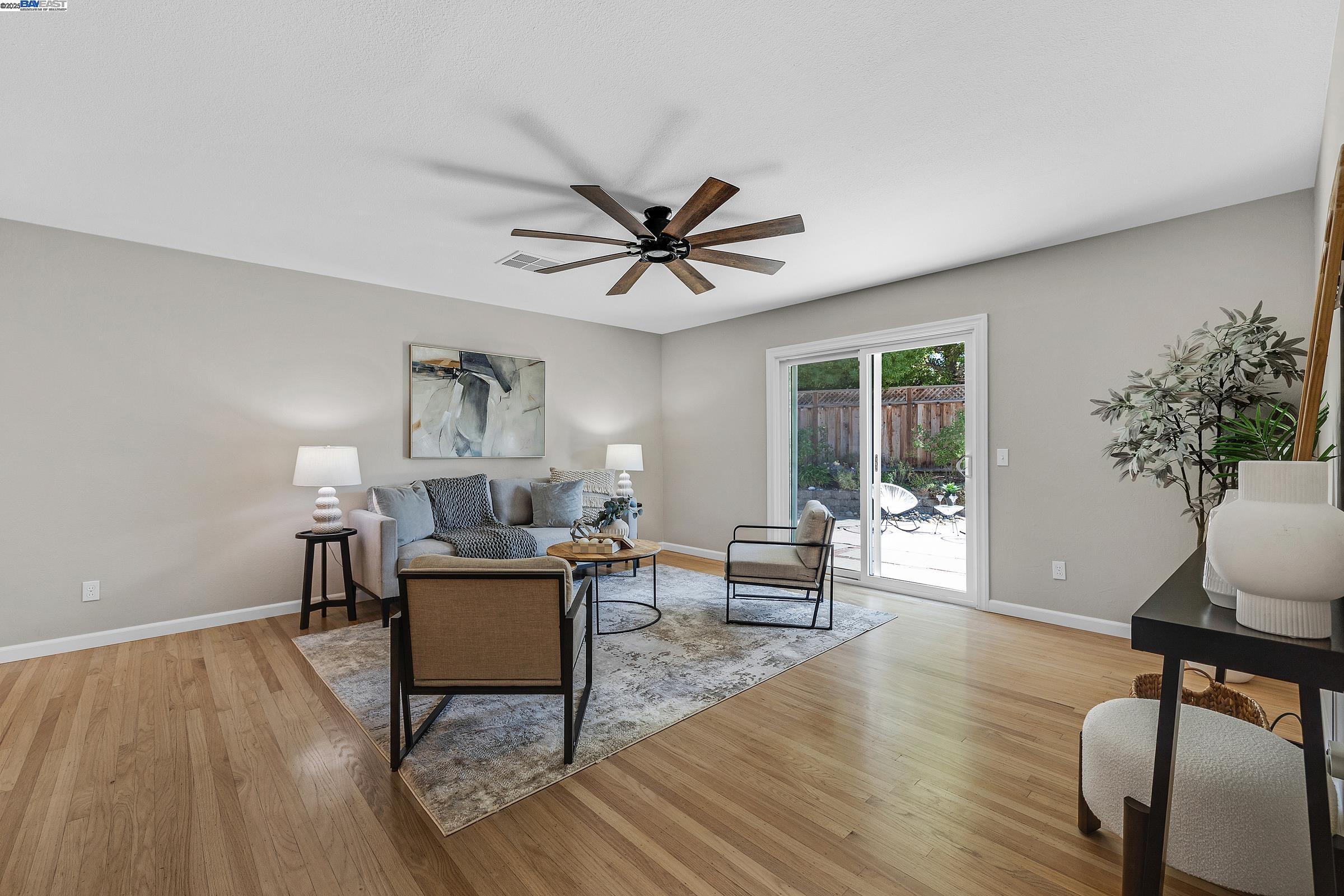 Detail Gallery Image 8 of 36 For 765 Moraga Drive, Livermore,  CA 94550 - 3 Beds | 2 Baths