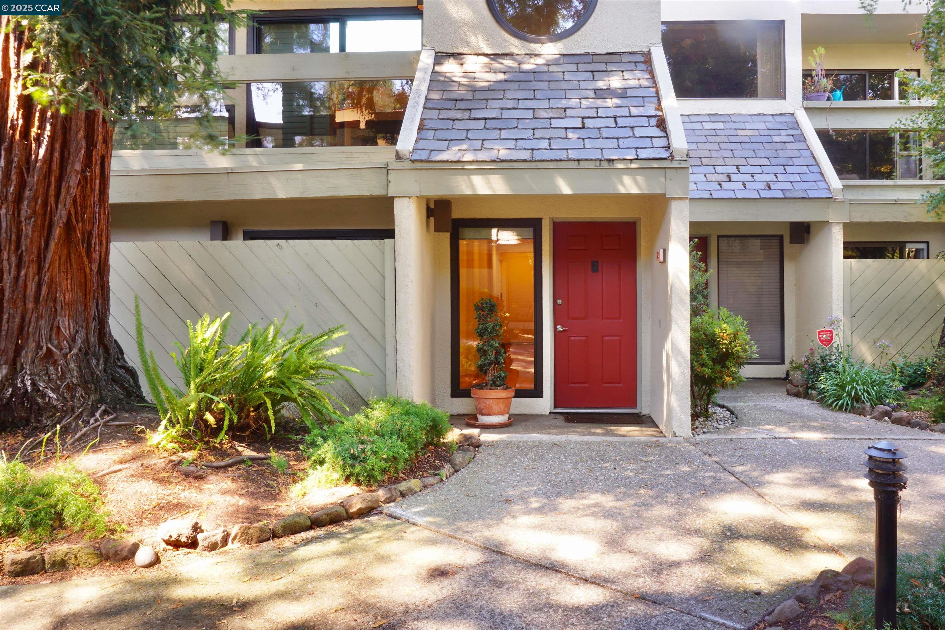 Condos For Sale in Pleasant Hill, CA