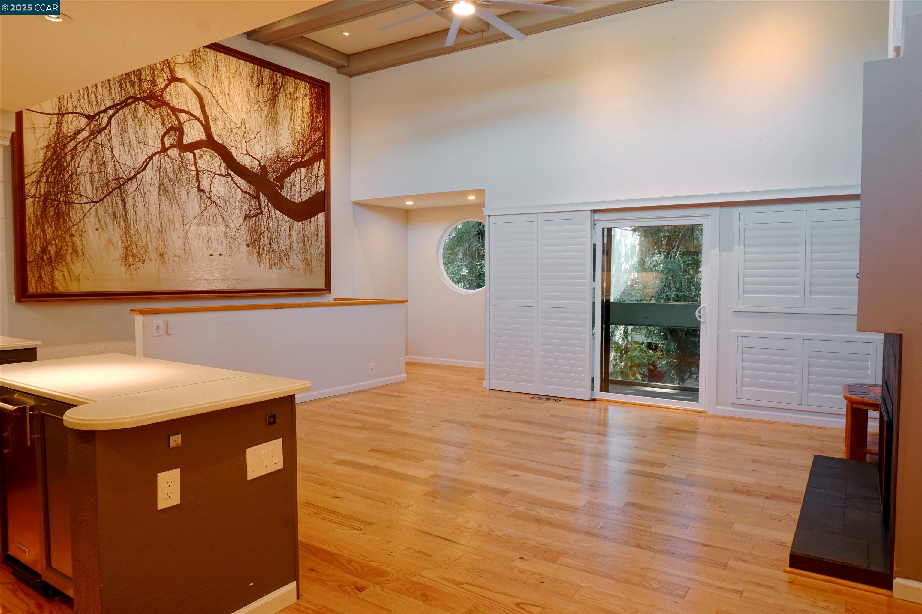Photo #8: 41107742 Listing: Photo #8