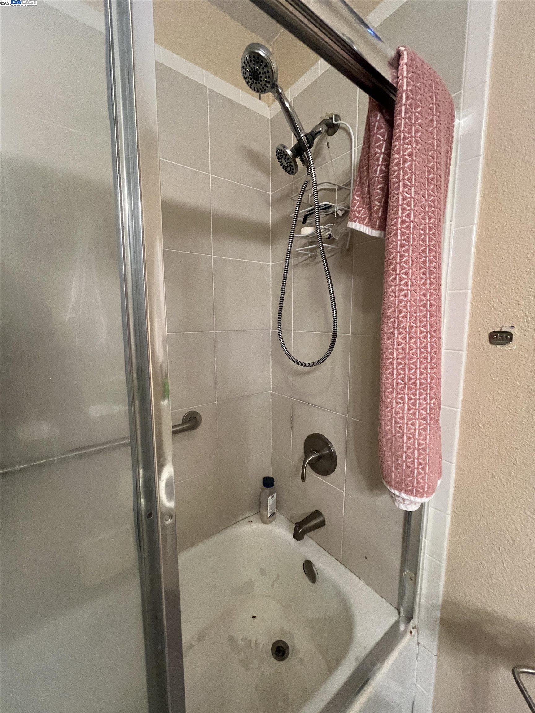 Detail Gallery Image 28 of 35 For 127 Willard Ave, Richmond,  CA 94801 - 4 Beds | 2 Baths
