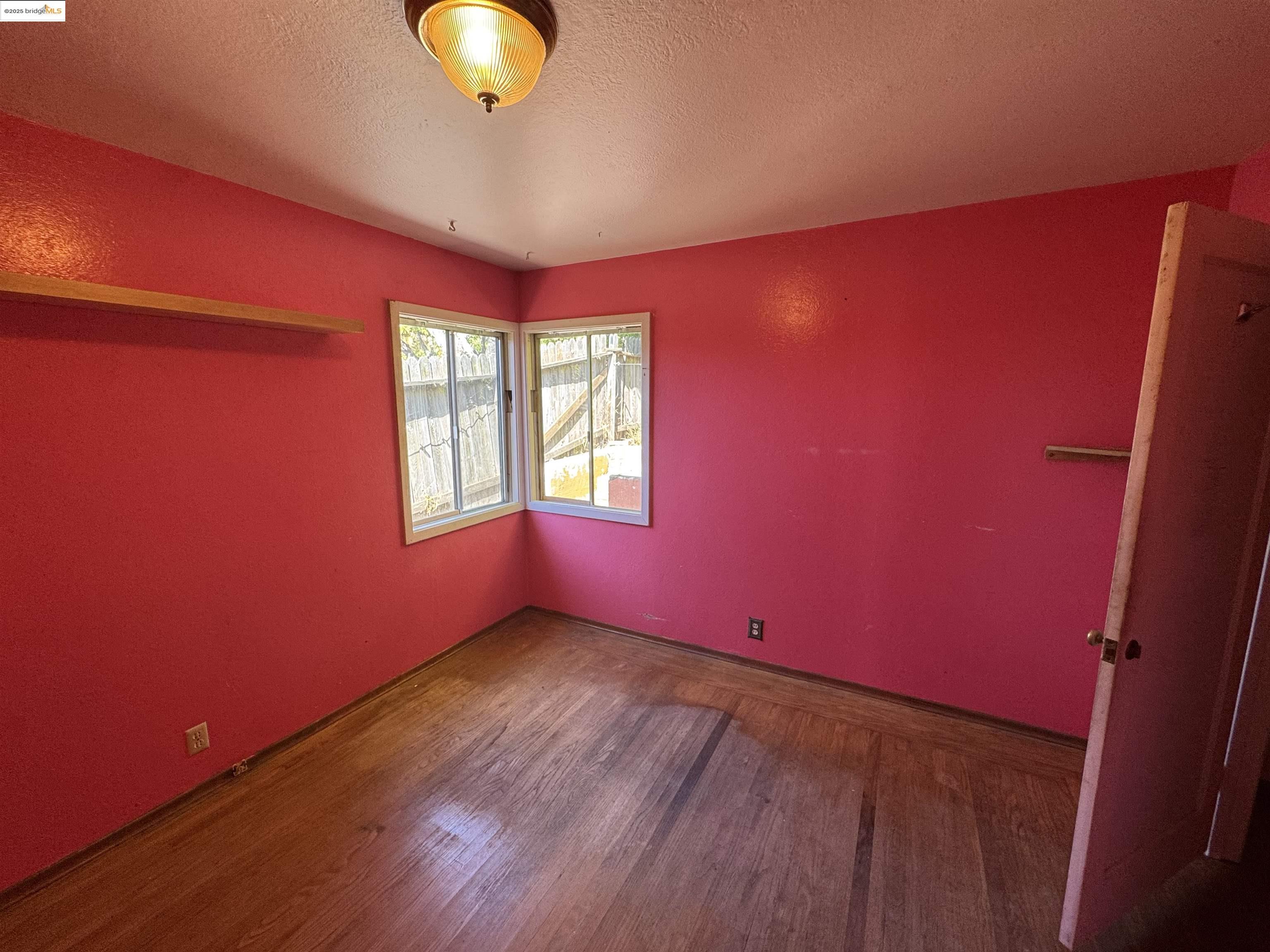 Detail Gallery Image 9 of 15 For 1909 Francisco Way, Richmond,  CA 94805 - 2 Beds | 1 Baths