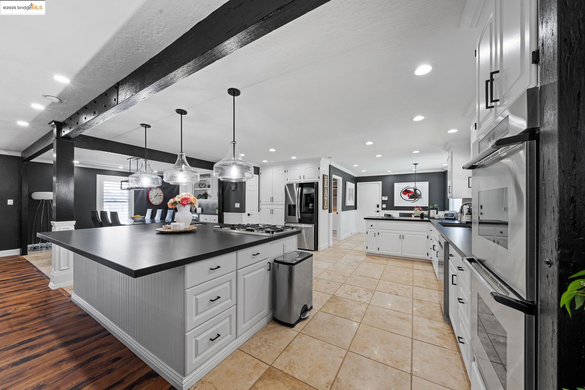 Detail Gallery Image 12 of 47 For 51 Cunha Ct, Oakley,  CA 94561 - 4 Beds | 3 Baths