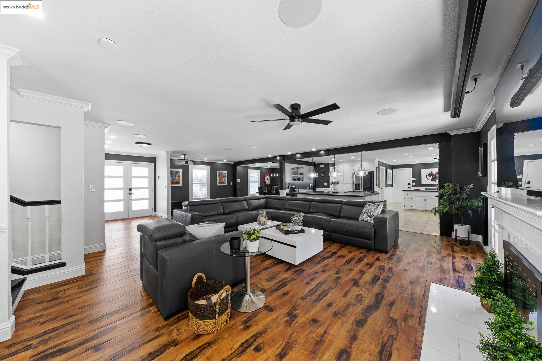 Detail Gallery Image 21 of 47 For 51 Cunha Ct, Oakley,  CA 94561 - 4 Beds | 3 Baths