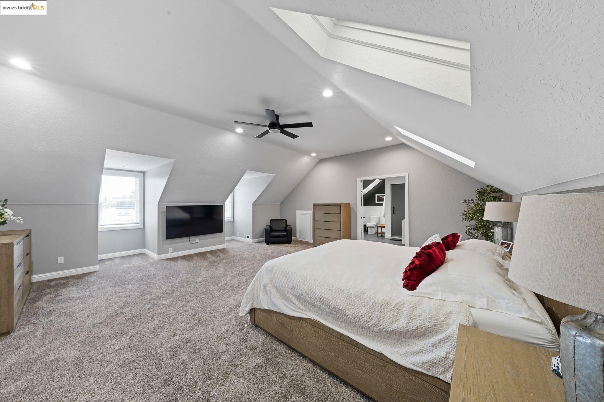 Detail Gallery Image 32 of 47 For 51 Cunha Ct, Oakley,  CA 94561 - 4 Beds | 3 Baths