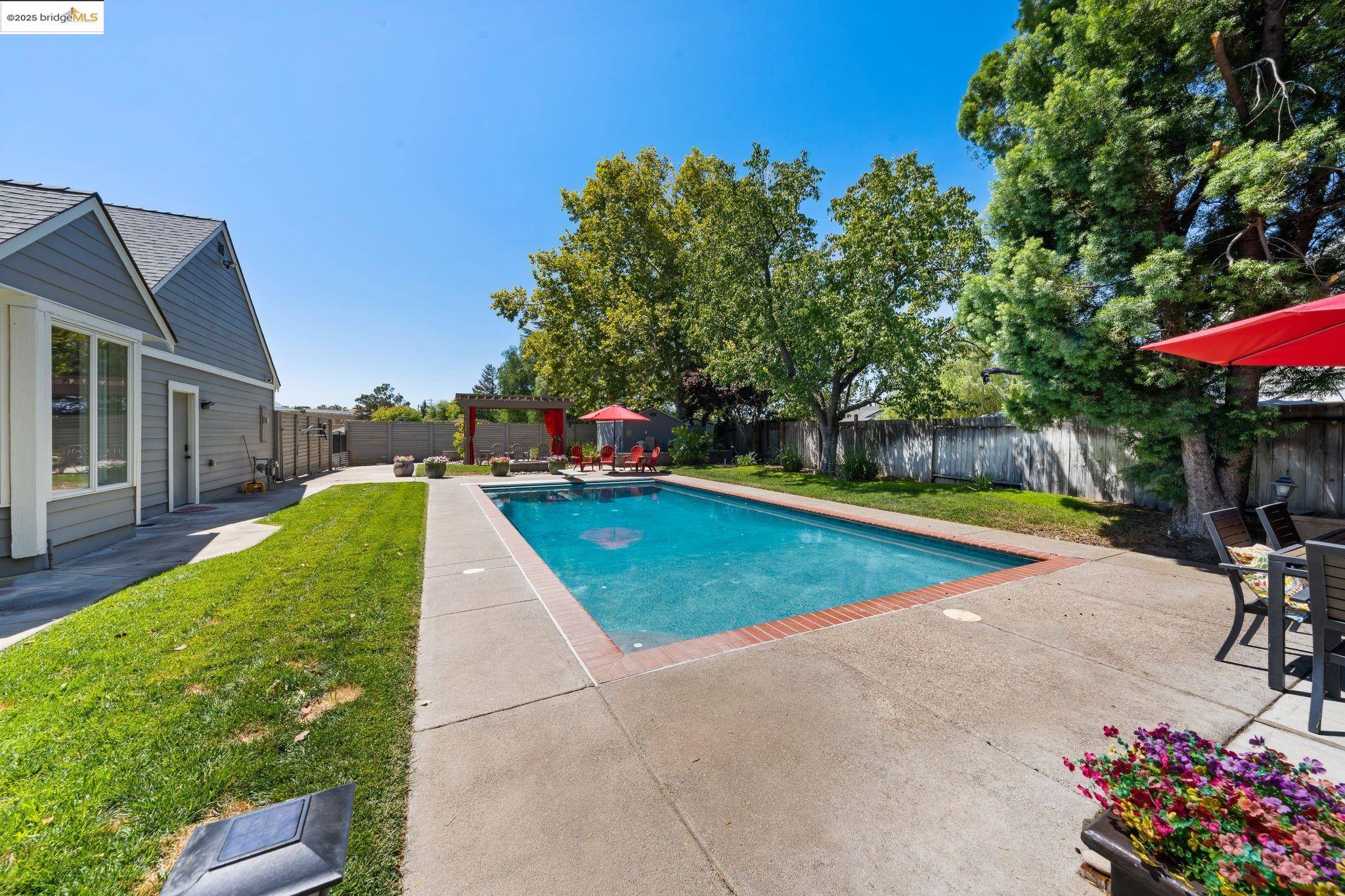Detail Gallery Image 38 of 47 For 51 Cunha Ct, Oakley,  CA 94561 - 4 Beds | 3 Baths