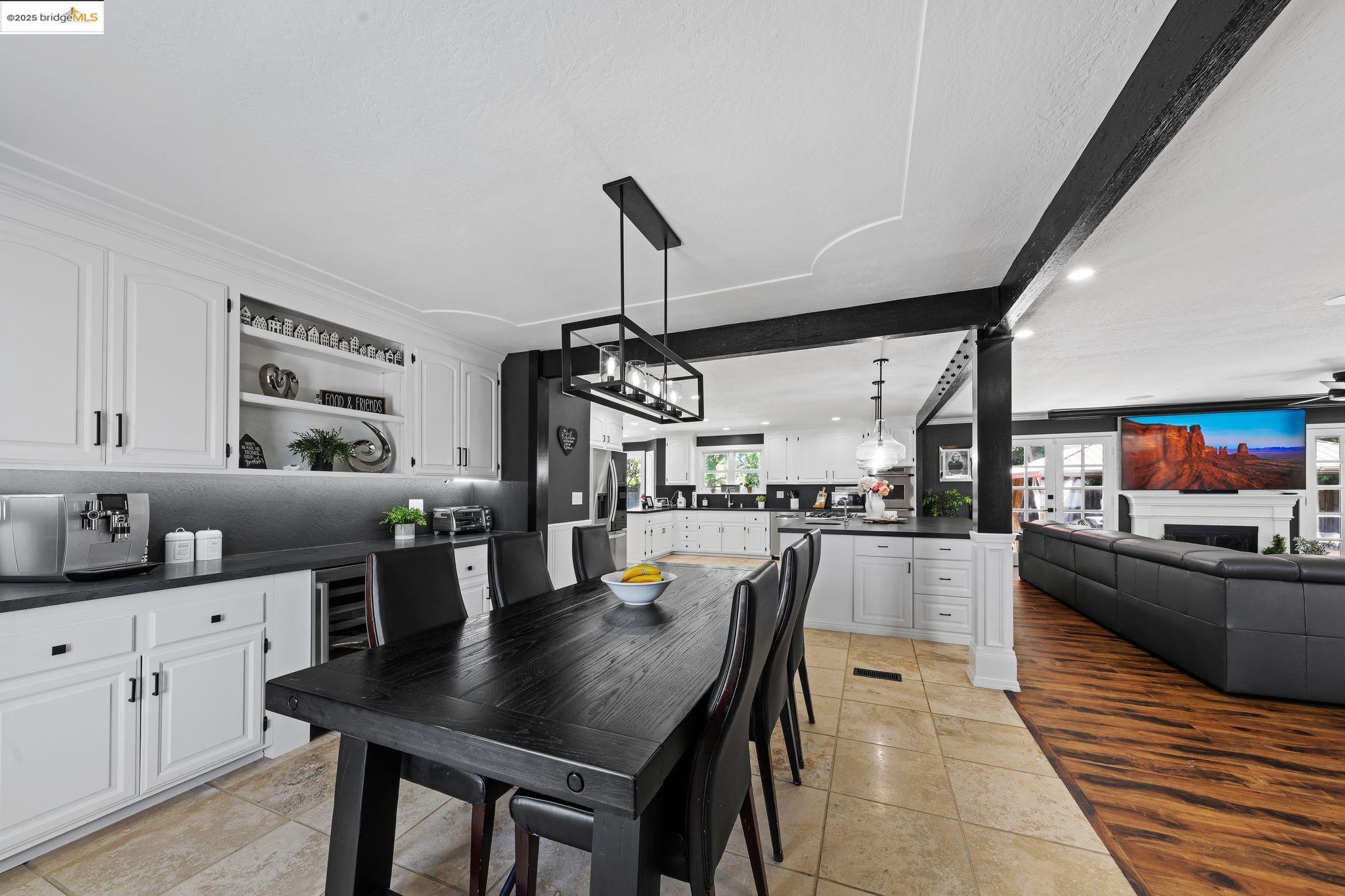 Detail Gallery Image 9 of 47 For 51 Cunha Ct, Oakley,  CA 94561 - 4 Beds | 3 Baths