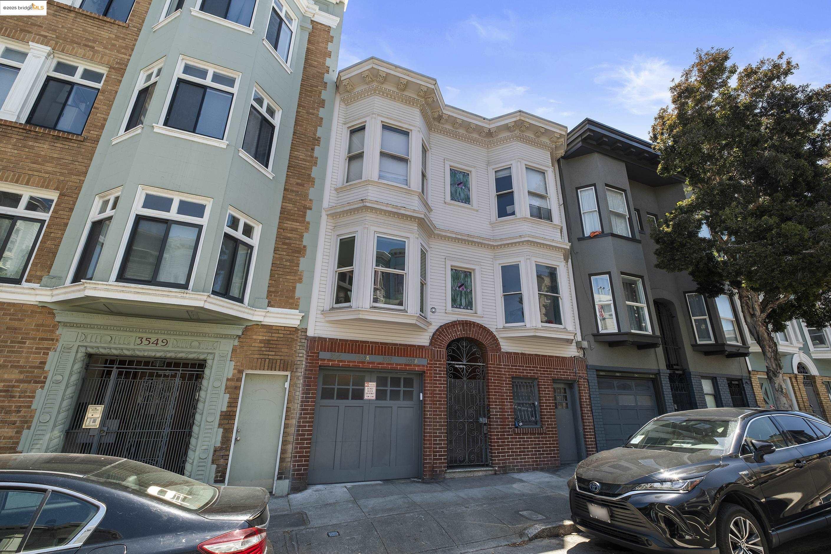 Detail Gallery Image 1 of 1 For 3555 17th St., San Francisco,  CA 94110 - 1 Beds | 1 Baths