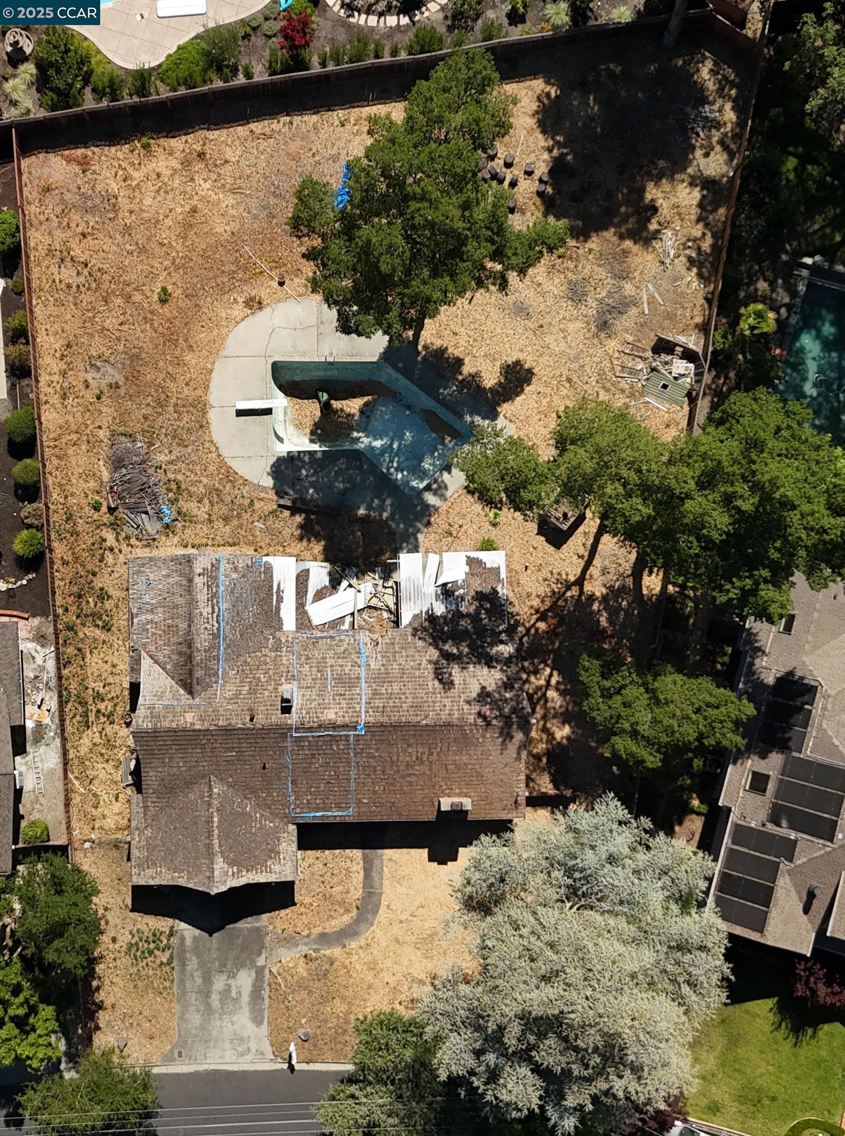 Detail Gallery Image 2 of 4 For 3139 via Larga, Alamo,  CA 94507 - 4 Beds | 2 Baths