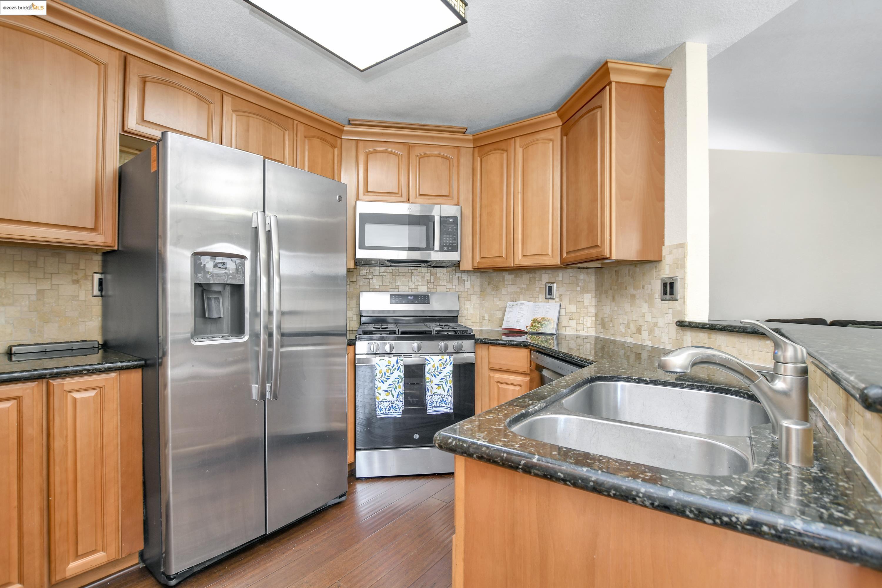 Detail Gallery Image 11 of 27 For 230 Robinwood Ave, Oakley,  CA 94561 - 3 Beds | 2 Baths