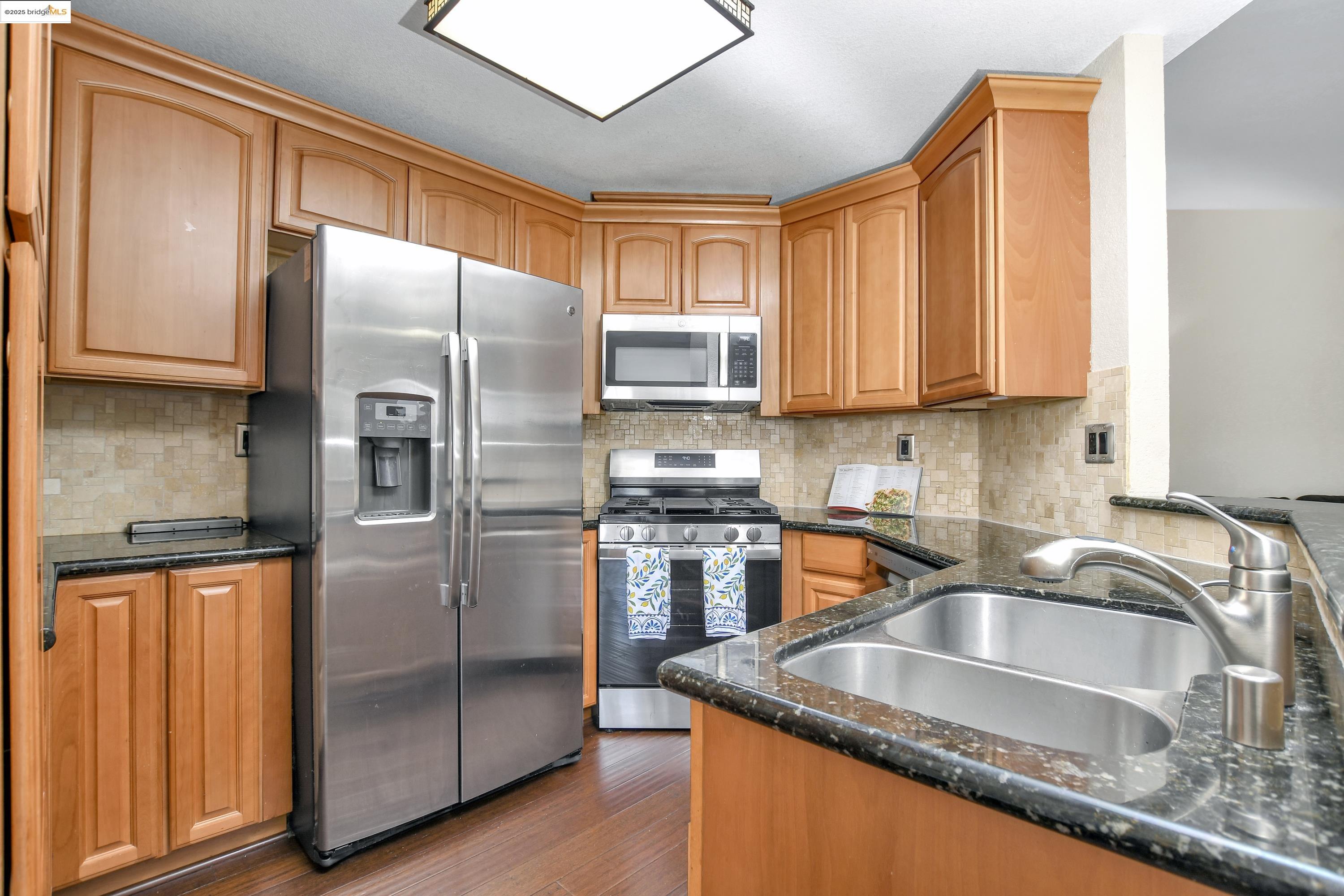 Detail Gallery Image 12 of 27 For 230 Robinwood Ave, Oakley,  CA 94561 - 3 Beds | 2 Baths