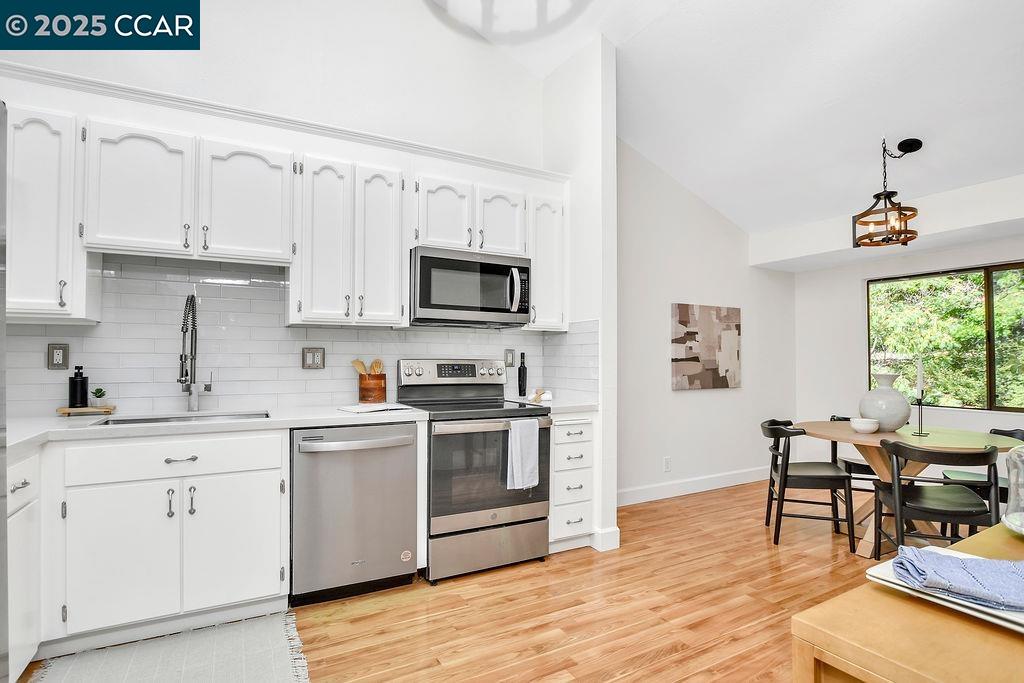 Photo #12: 41107756 Listing: Photo #12