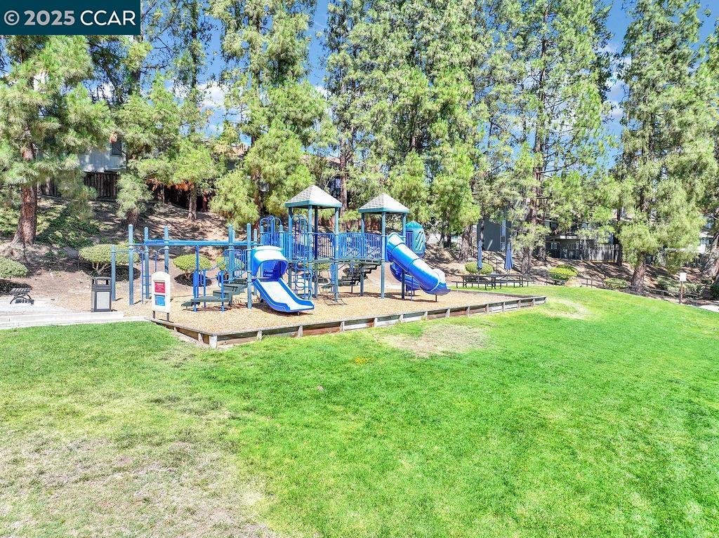 Photo #33: 41107756 Listing: Photo #33