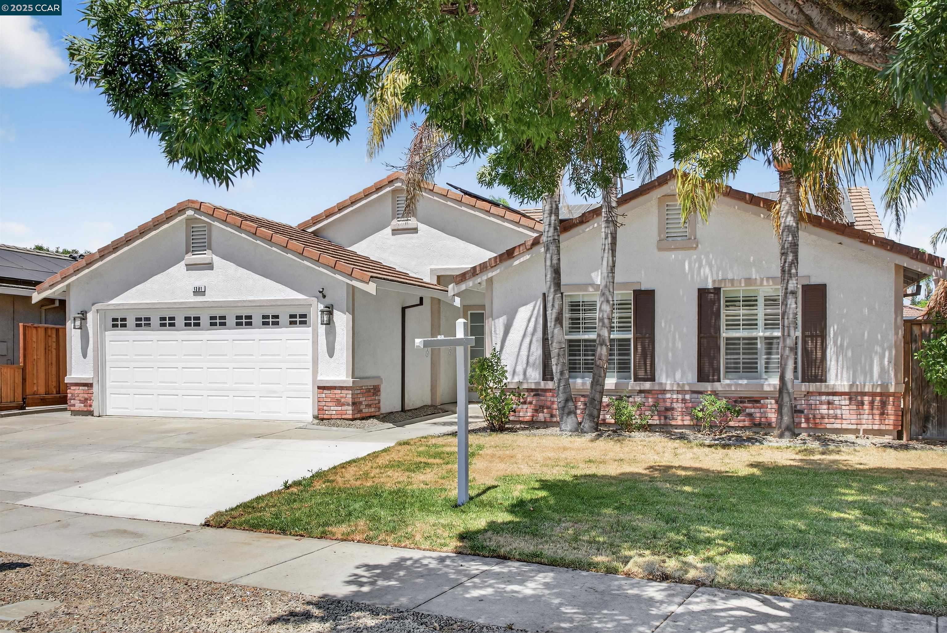 Detail Gallery Image 2 of 33 For 1381 Arlington Way, Brentwood,  CA 94513 - 4 Beds | 2 Baths