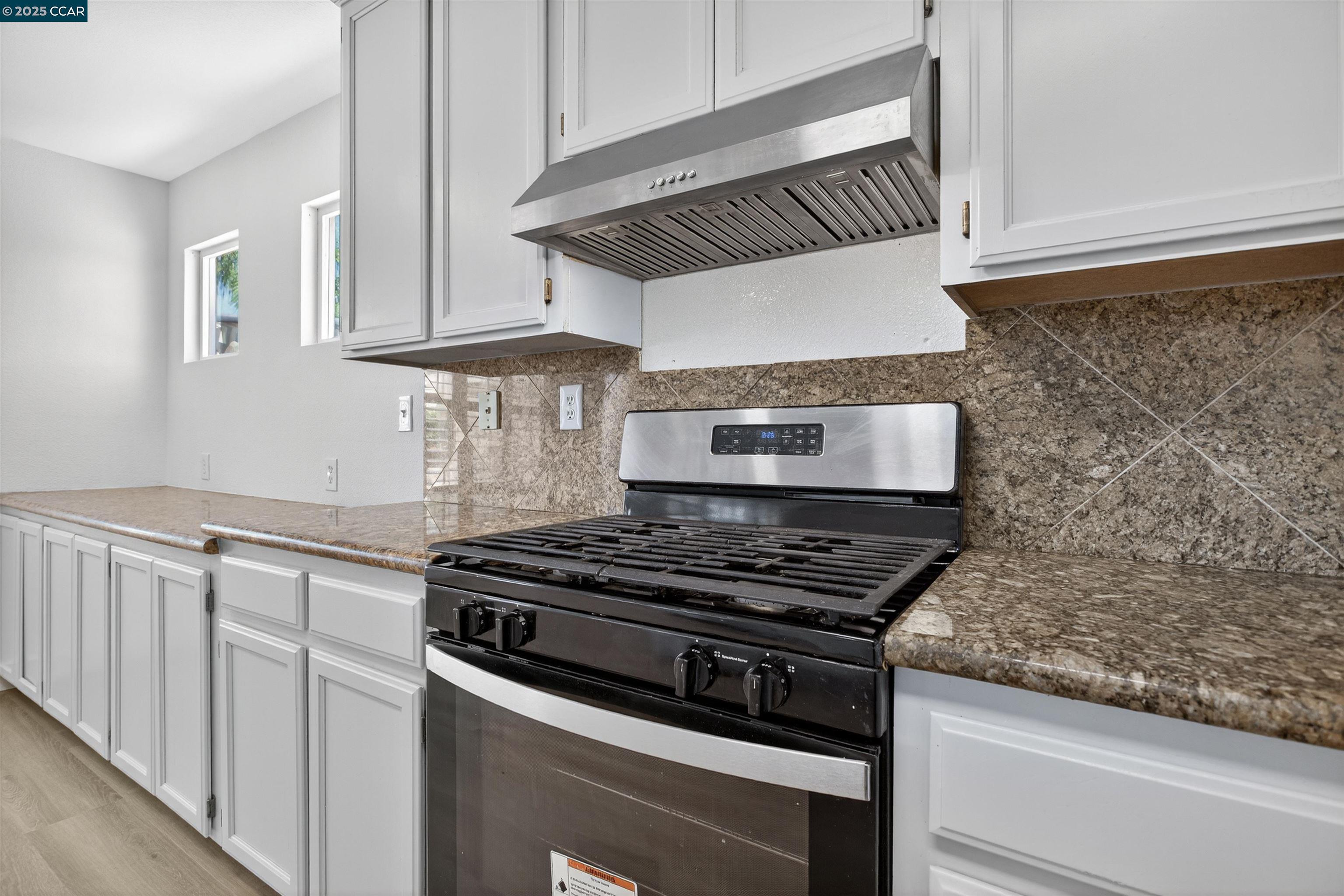 Detail Gallery Image 12 of 33 For 1381 Arlington Way, Brentwood,  CA 94513 - 4 Beds | 2 Baths