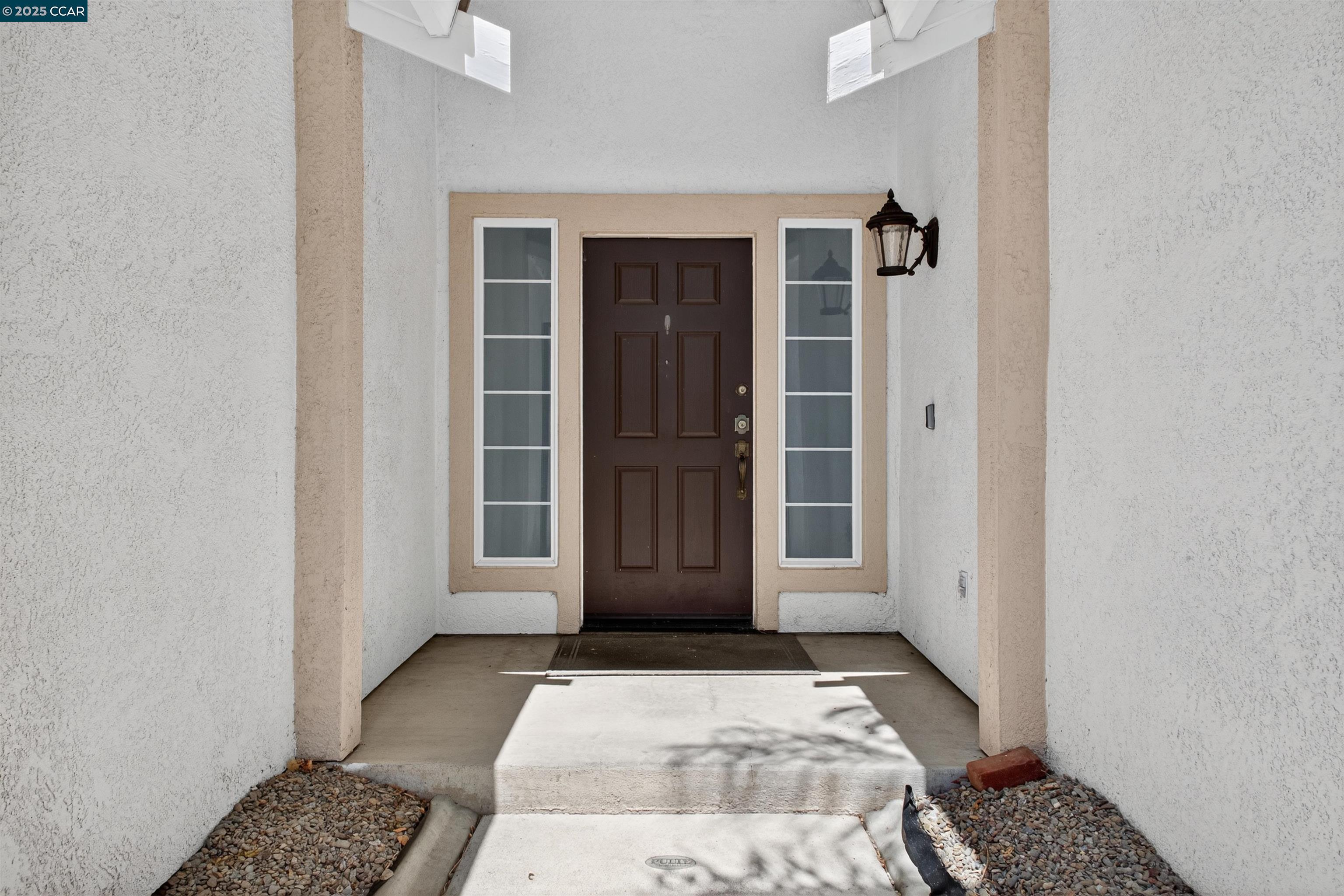 Detail Gallery Image 3 of 33 For 1381 Arlington Way, Brentwood,  CA 94513 - 4 Beds | 2 Baths