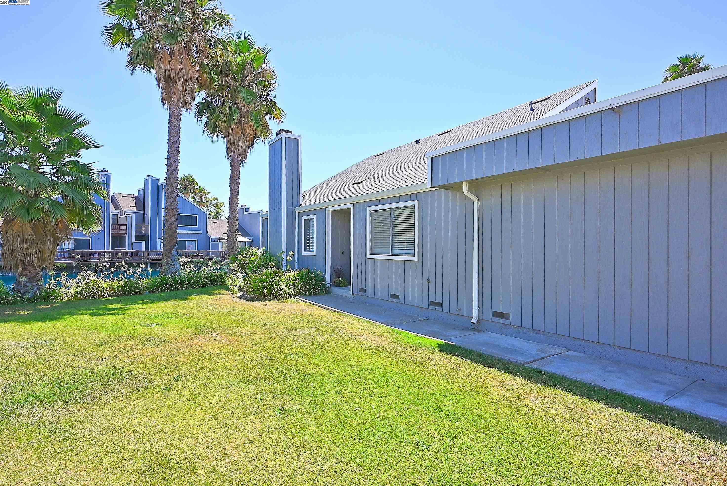 Detail Gallery Image 12 of 40 For 2073 Sand Point Rd, Discovery Bay,  CA 94505 - 2 Beds | 2 Baths