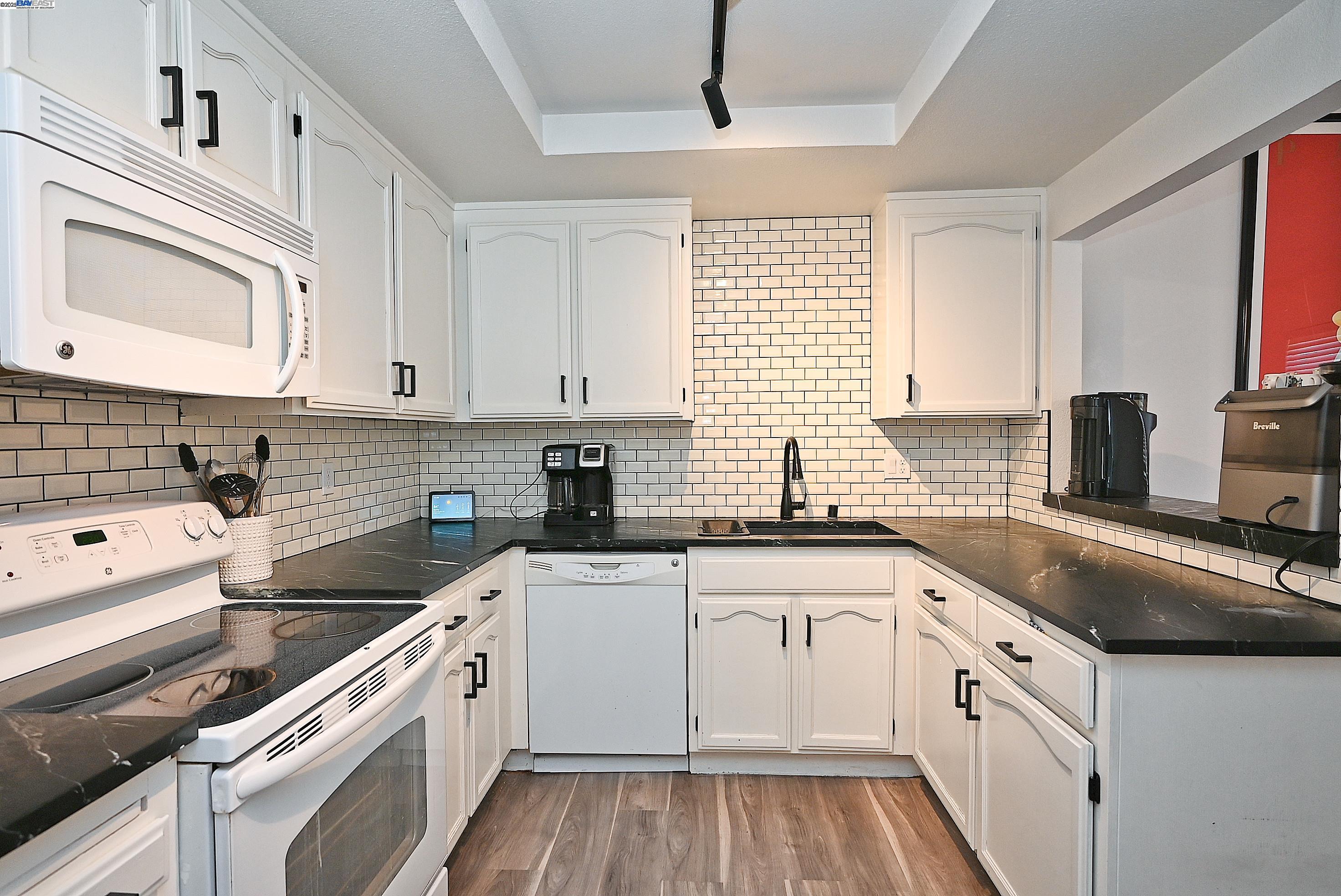 Detail Gallery Image 23 of 40 For 2073 Sand Point Rd, Discovery Bay,  CA 94505 - 2 Beds | 2 Baths